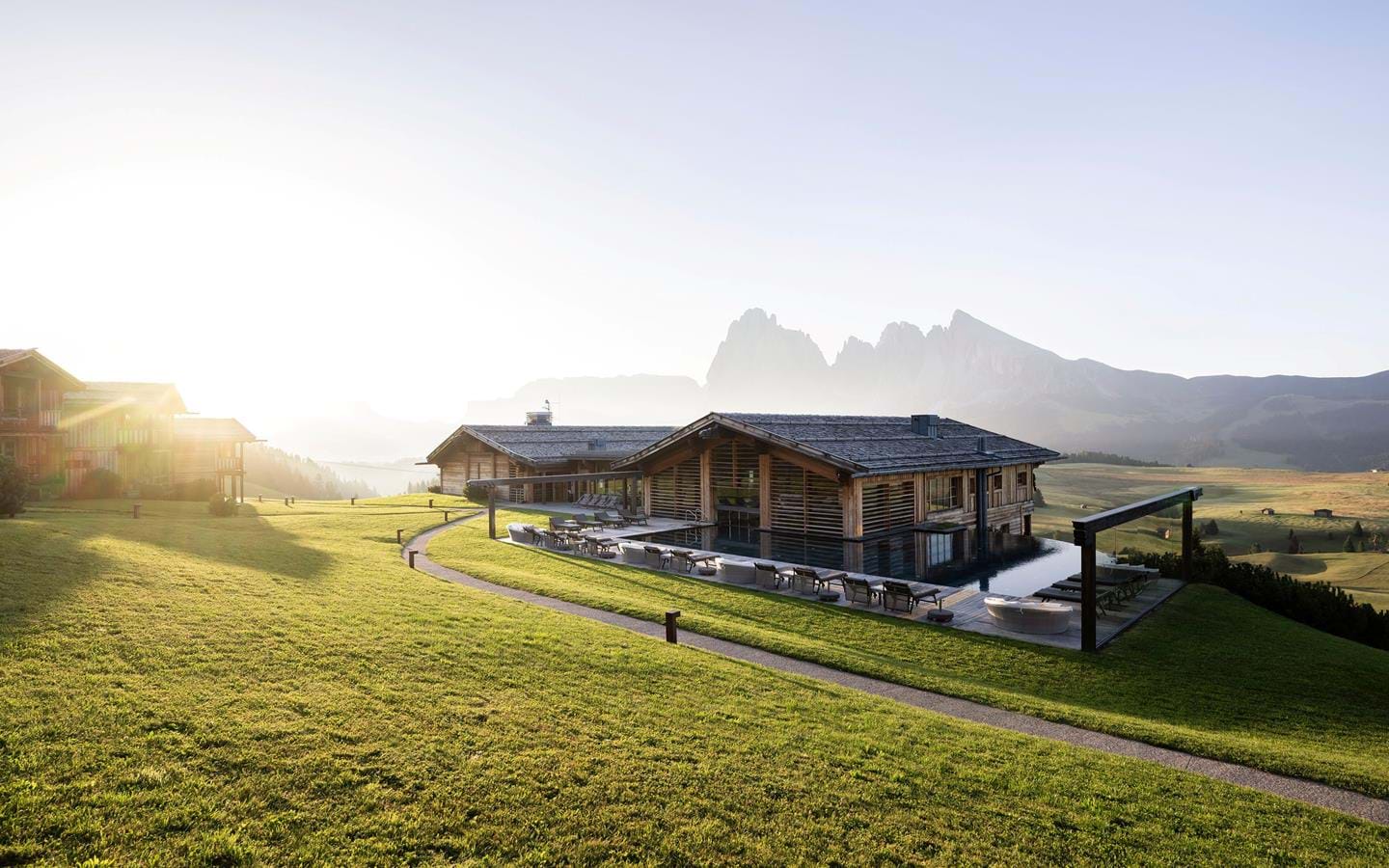 ADLER Lodge ALPE 高山草甸酒店