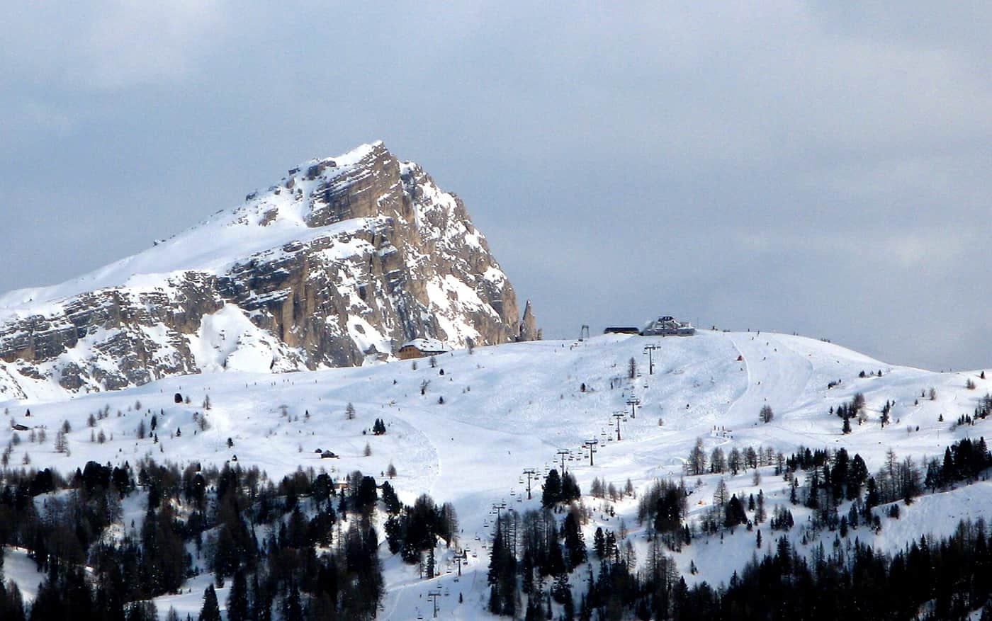 Dolomites夏末山景