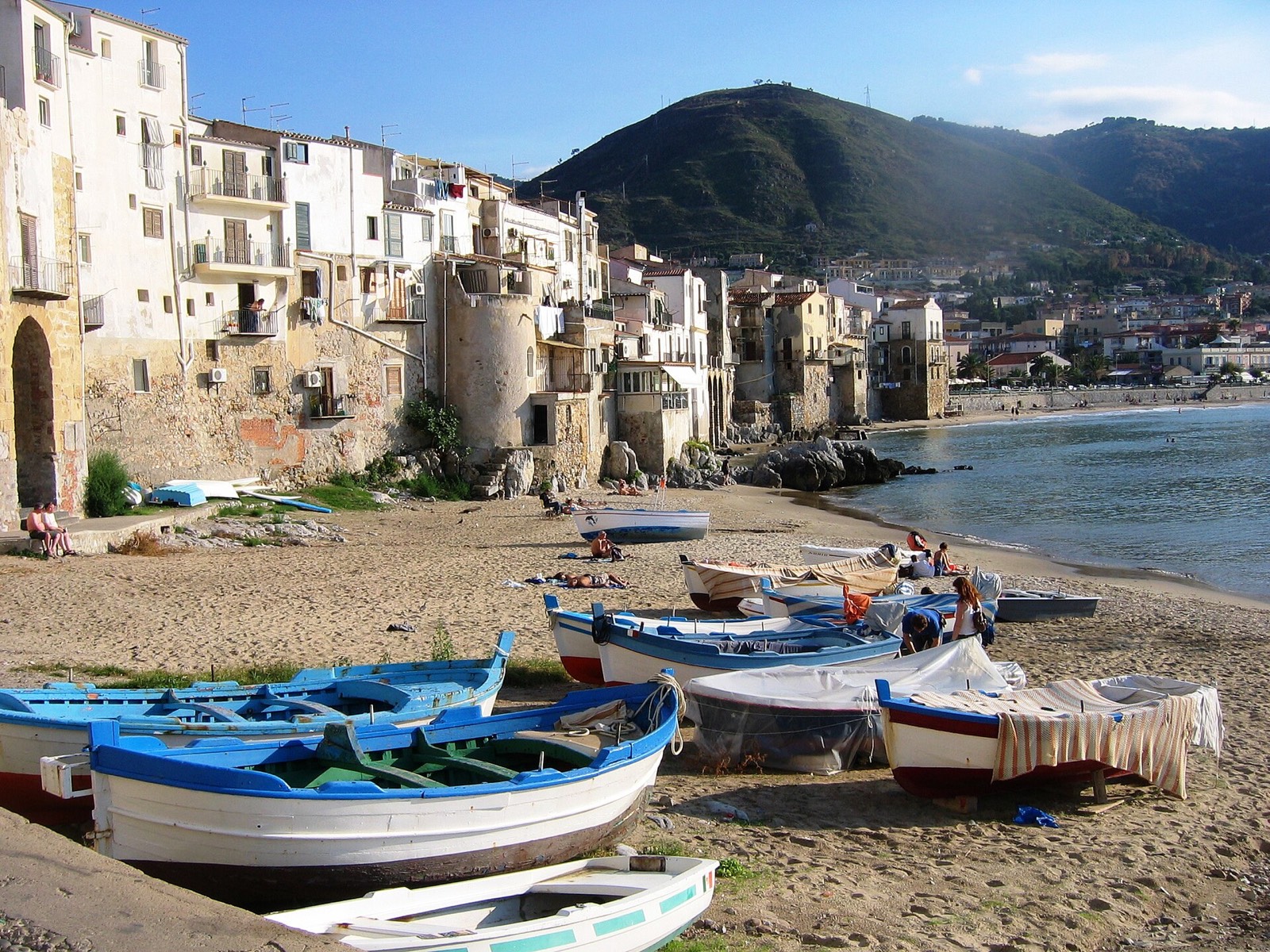 Cefalù老港