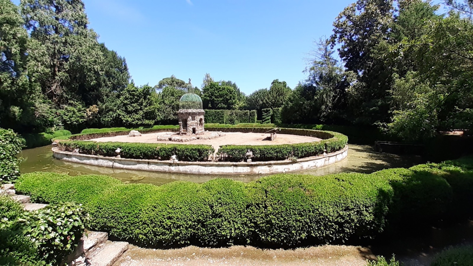 Valsanzibio 花园中的水景与雕塑